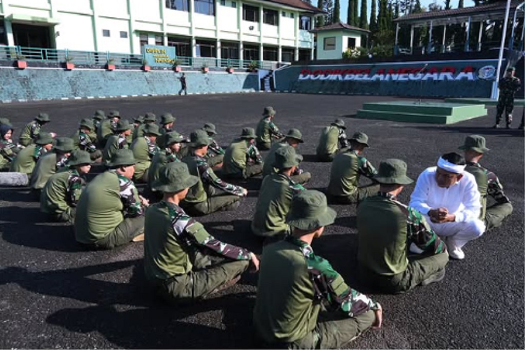 MAARIF Institute Kritik Program Kirim Siswa ke Barak Militer: Rusak Sistem Pendidikan!