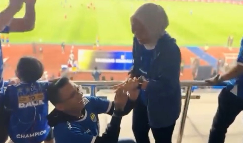 So Sweet, Anak Dedi Mulyadi Lamar Wakil Bupati Garut di Tengah Euforia Laga Persib