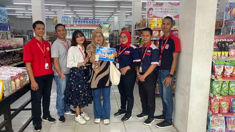 Geledek Alfamidi, Belanja Sekarang dan Dapatkan Kejutan Logam Mulia 25 Gram!