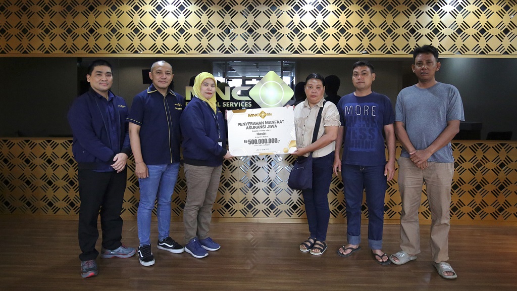 MNC Life Berikan Klaim Asuransi Jiwa Senilai Rp500 Juta kepada Keluarga Tertanggung