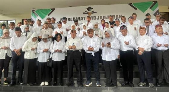Maklumat Padjadjaran, Guru Besar FK Unpad Minta Presiden Prabowo Evaluasi Menkes