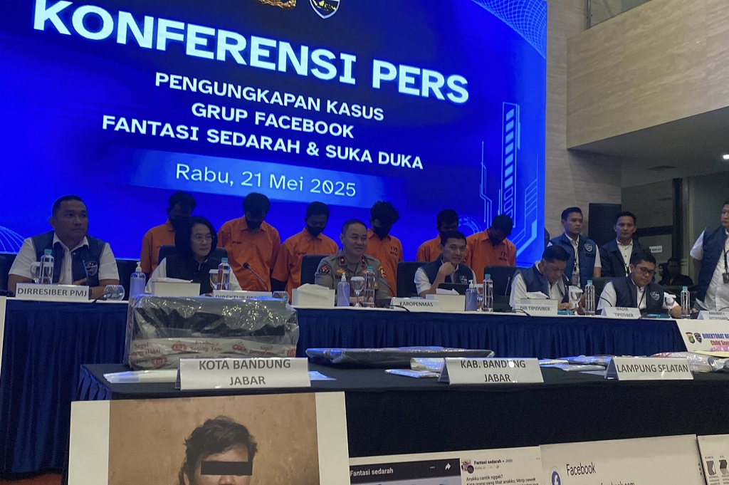 Daftar Lengkap Peran 6 Tersangka Kasus Grup Facebook Fantasi Sedarah