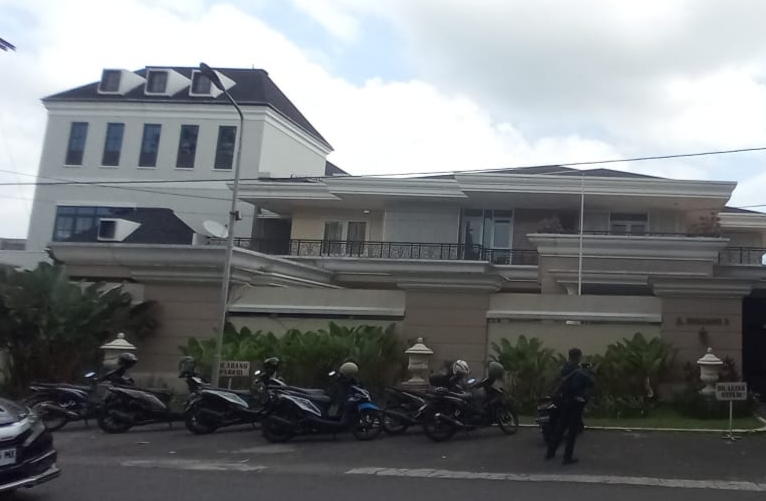 Penampakan Rumah Bos Sritex Iwan Setiawan di Solo yang Ditangkap Kejagung