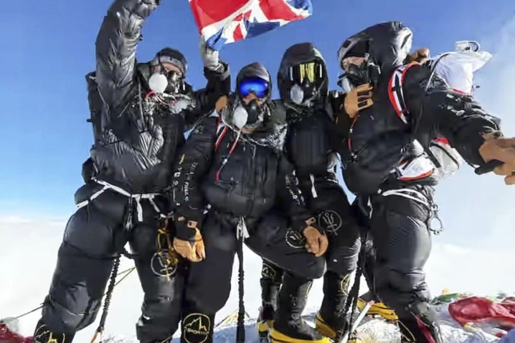 Heboh Menteri Inggris Mendaki Everest Hanya 5 Hari padahal Normalnya 2 Bulan, ternyata...