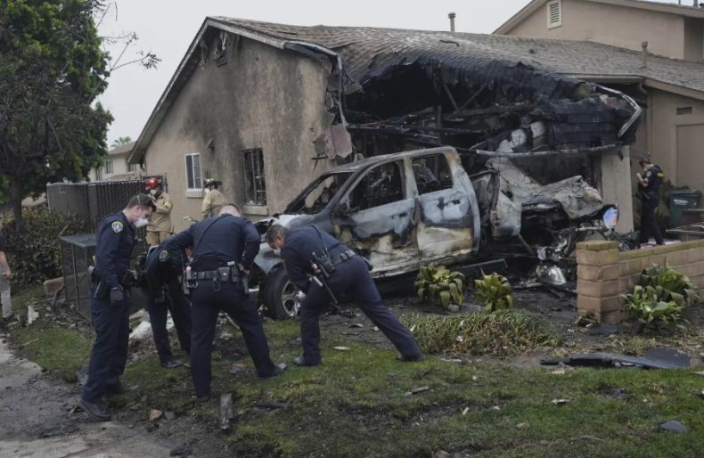 Pesawat Jet Pribadi Sempat Tabrak Kabel SUTET Sebelum Hantam Rumah, 6 Orang Diyakini Tewas