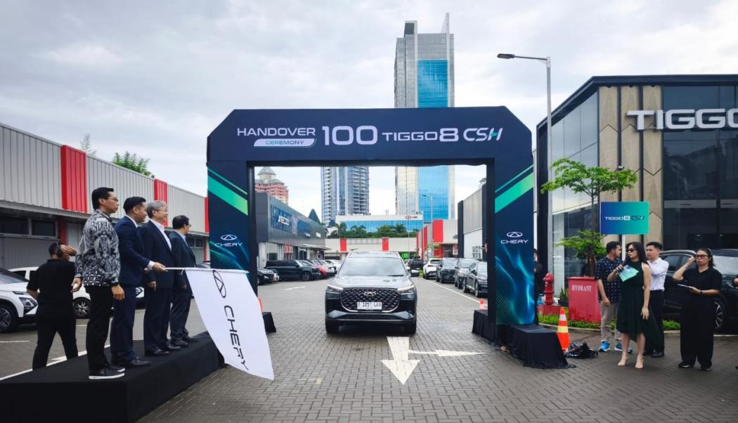 Serius Garap Pasar Indonesia, Bos Chery Datang Langsung ke Penyerahan Tiggo 8 CSH