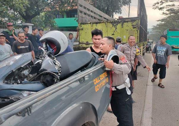 Kecelakaan di Cicalengka, 2 Wanita Berkaus Persib Bandung Tewas usai Tabrak Truk