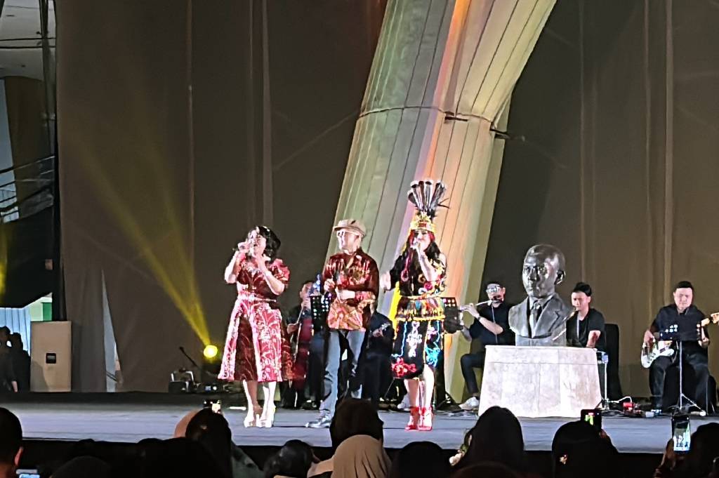 Lestarikan Budaya, Sandhy Sondoro hingga Joy Tobing Bangga Tampil di Konser Musikal Keroncong
