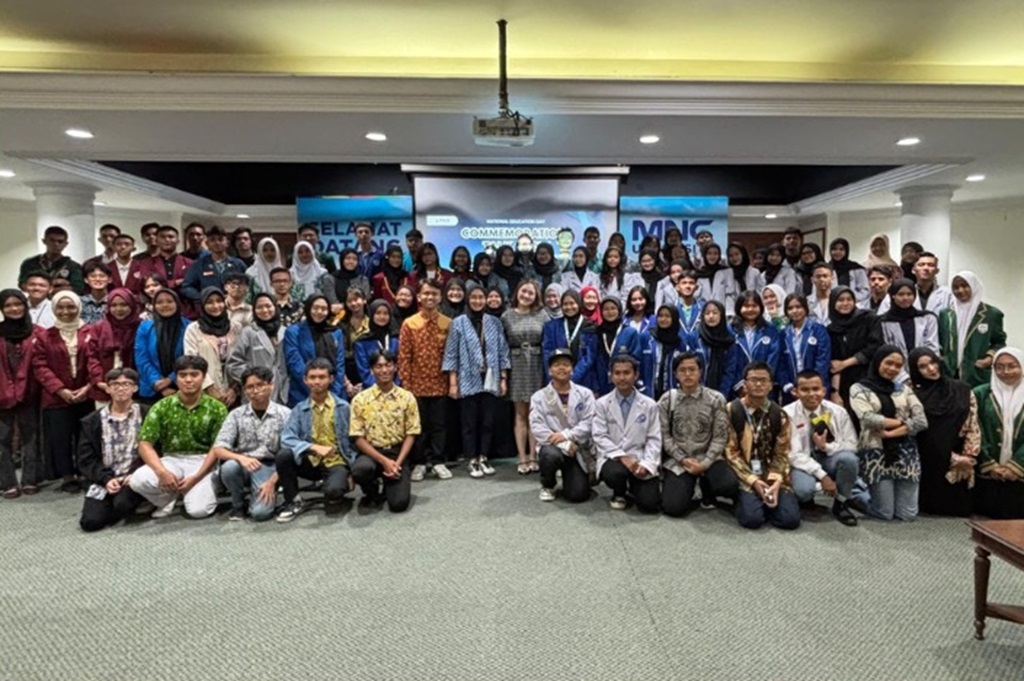 MNC University Peringati Hardiknas lewat Talk Show Inspiratif Bersama FOS-K