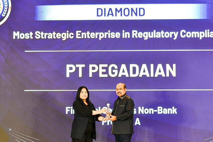 Selamat, Pegadaian Raih Penghargaan di Indonesia Regulatory Compliance Awards 2025