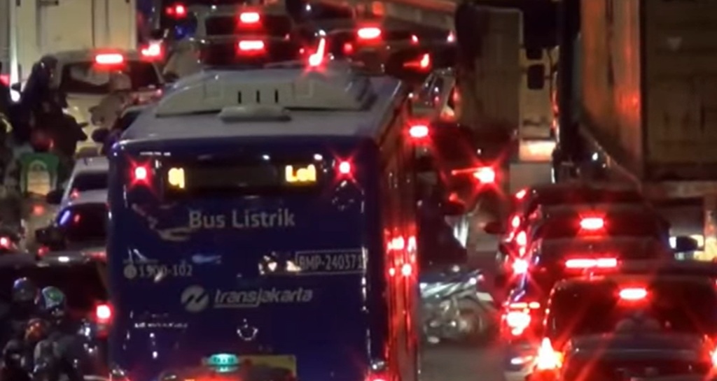 Polda Metro soal Macet Parah Jakarta Kemarin: Bukan karena Kunjungan Macron