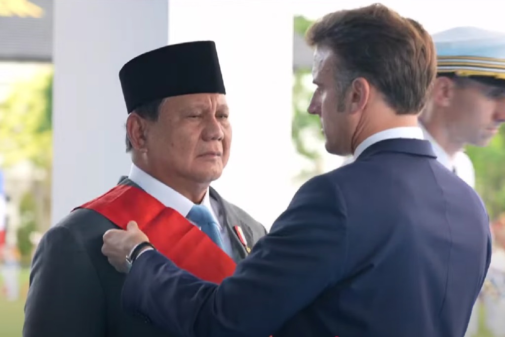 Prabowo Terima Tanda Jasa Kehormatan dari Prancis, Penyematan Dipimpin Macron