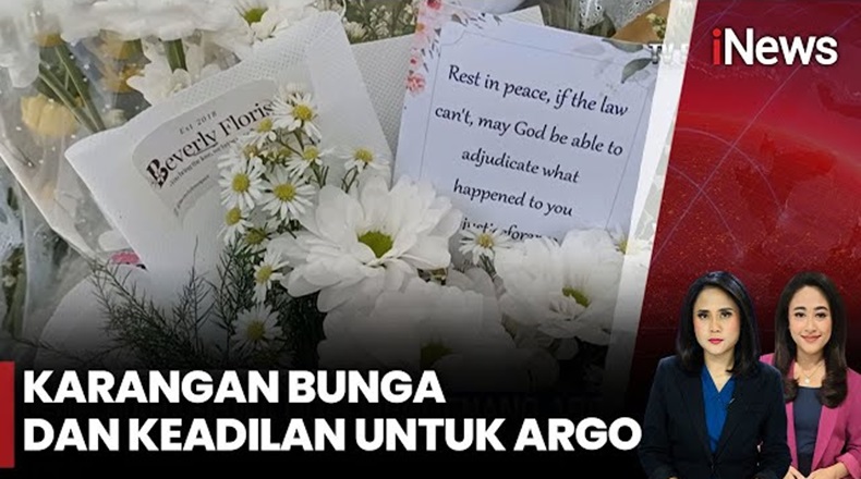 Tumpukan Bunga di Patung Dewi Keadilan untuk Argo Mahasiswa UGM Tewas Ditabrak BMW