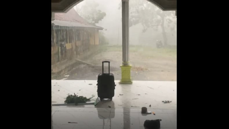 Cuaca Ekstrem Terjang 6 Provinsi, BMKG Minta Warga Waspadai Banjir dan Longsor