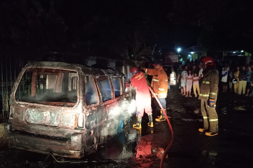 Mobil Terios hingga Angkot Terbakar di Bogor, Kerugian Capai Ratusan Juta