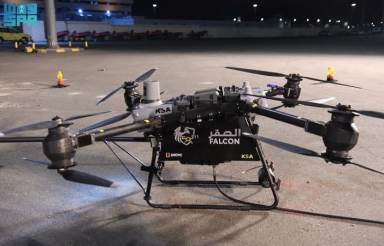 Pertama Kali! Saudi Operasikan Drone Pemadam Kebakaran Cerdas untuk Haji, Ini Penampakannya