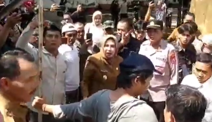 Sidak Wabup Sidoarjo di Pabrik Tandon Air Ricuh, Karyawan Tuntut Ijazah Dikembalikan
