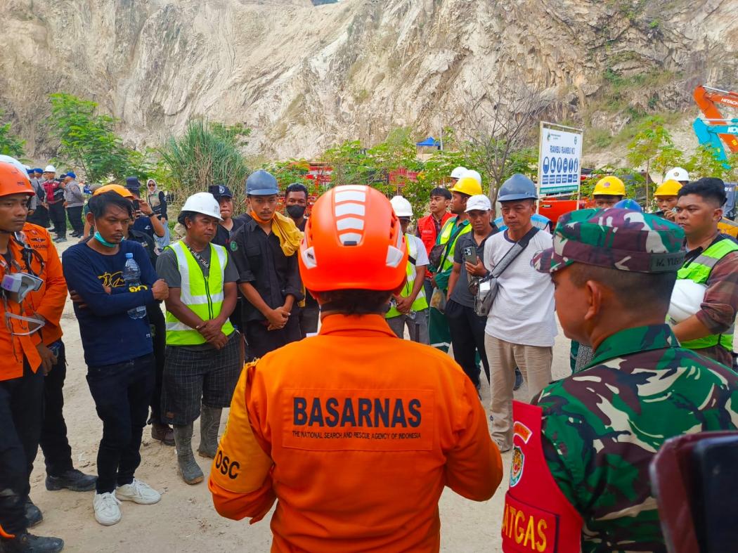Update Longsor Tambang Gunung Kuda Cirebon: 21 Korban Meninggal, Operasi SAR Dilanjutkan