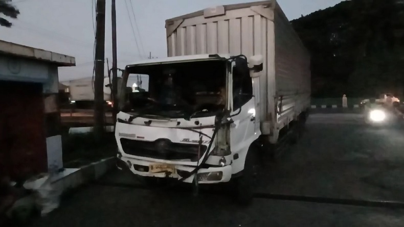 Kronologi Kecelakaan Maut di Jalur Selatan Pasuruan, Truk Rem Blong Tabrak 9 Kendaraan