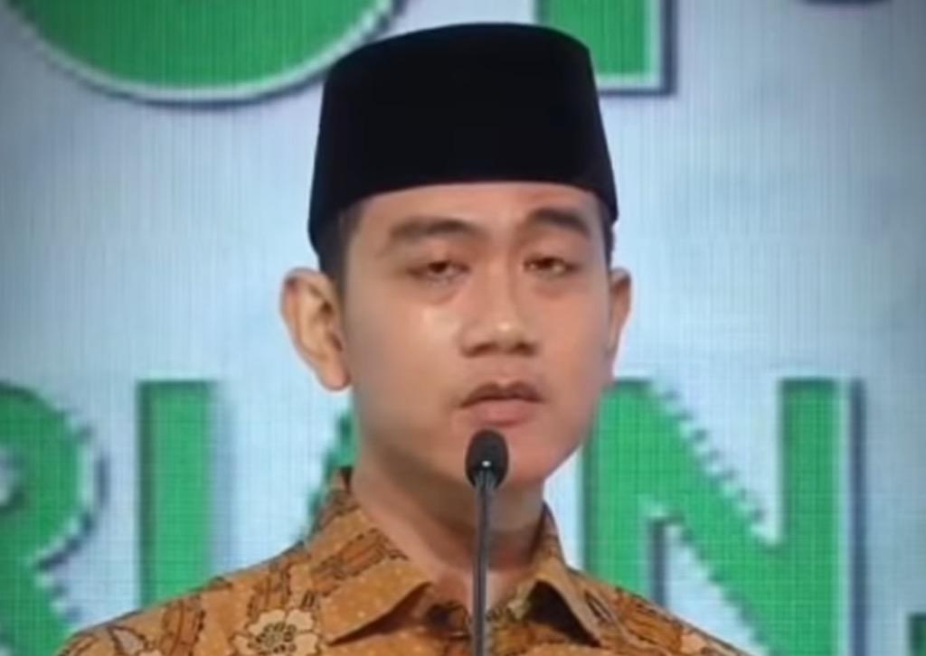 Gibran Ajak Siswa Aktif Gunakan AI: Pakai dengan Baik, Sesuai Etika