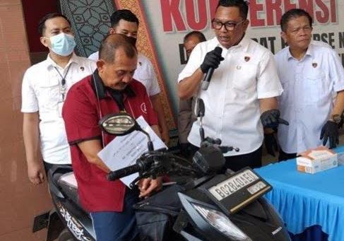 Dijanjikan Upah Rp10 Juta, Penjual Burung di Palembang Nekat Bawa Sabu 11 Kg