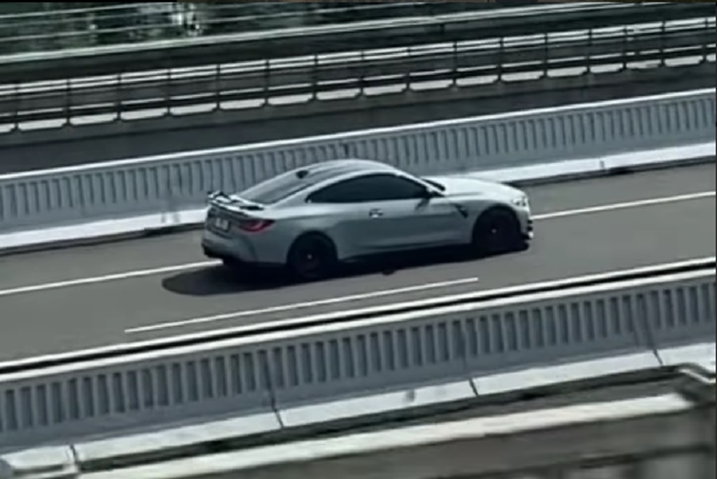 Viral BMW M4 Adu Cepat dengan Whoosh di Tol MBZ, Sopir Dipanggil Polisi