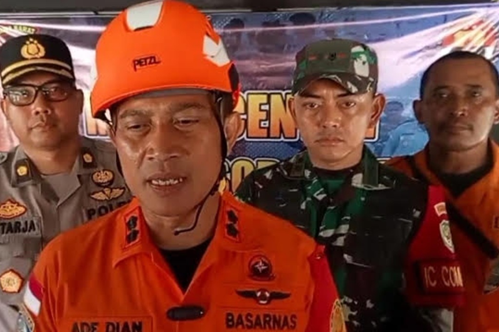 SAR Hentikan Sementara Pencarian Korban Longsor Gunung Kuda, Ini Pertimbangannya