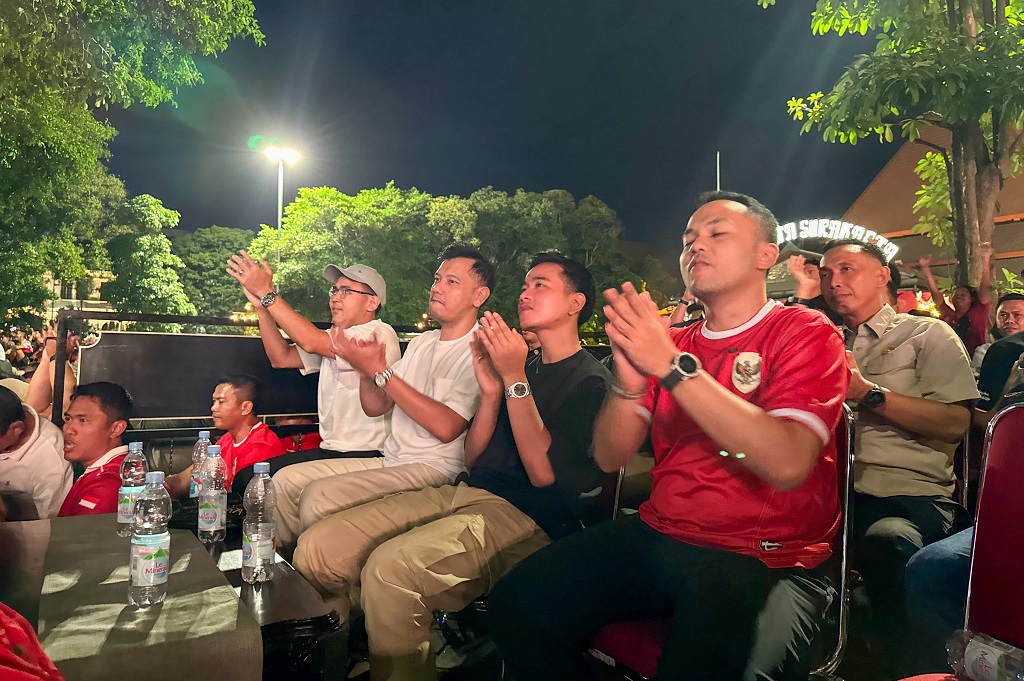 Reaksi Gibran usai Timnas Indonesia Taklukan China: Besok Menang Lagi