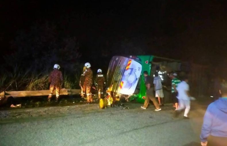 Ingat! Turis Asing di Malaysia Wajib Pakai Sabuk Pengaman di Bus