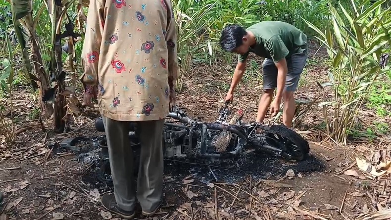 Kronologi Pencuri Kambing Bacok Satu Keluarga di Bengkulu, Motor Pelaku Dibakar Warga