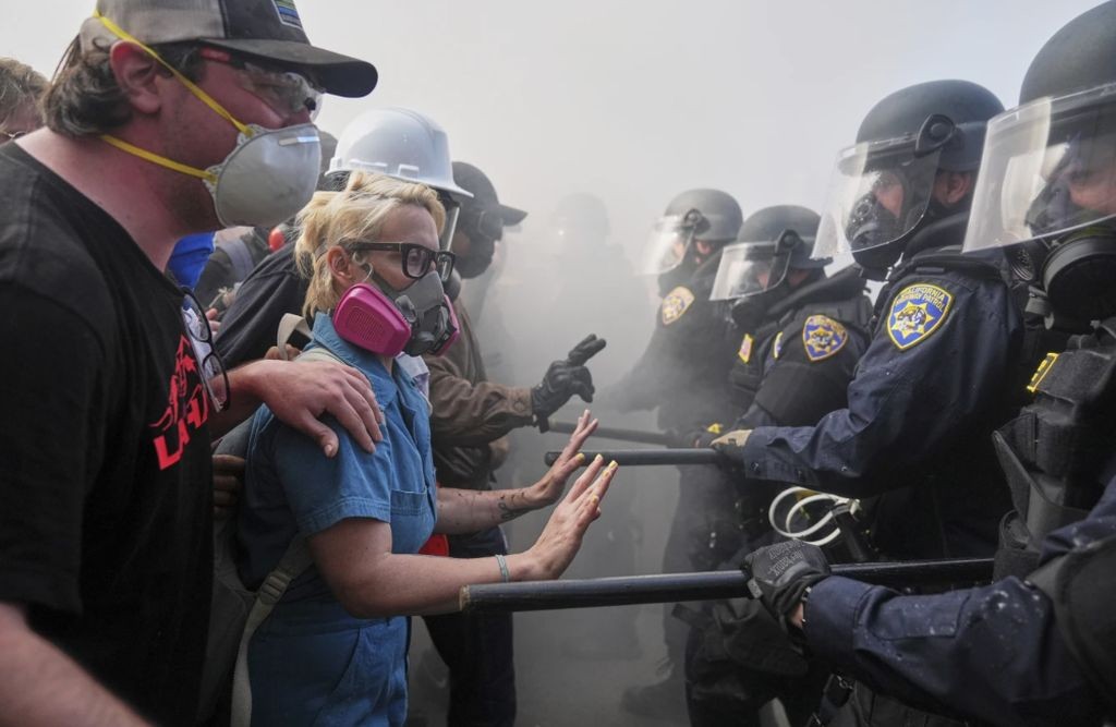 5 Fakta Terbaru Rusuh Los Angeles: Marinir Turun Tangan