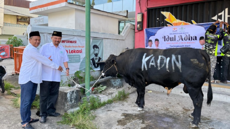 PWNU Kaltim Terima Sapi Kurban Berbobot 650 Kg dari Kadin Indonesia