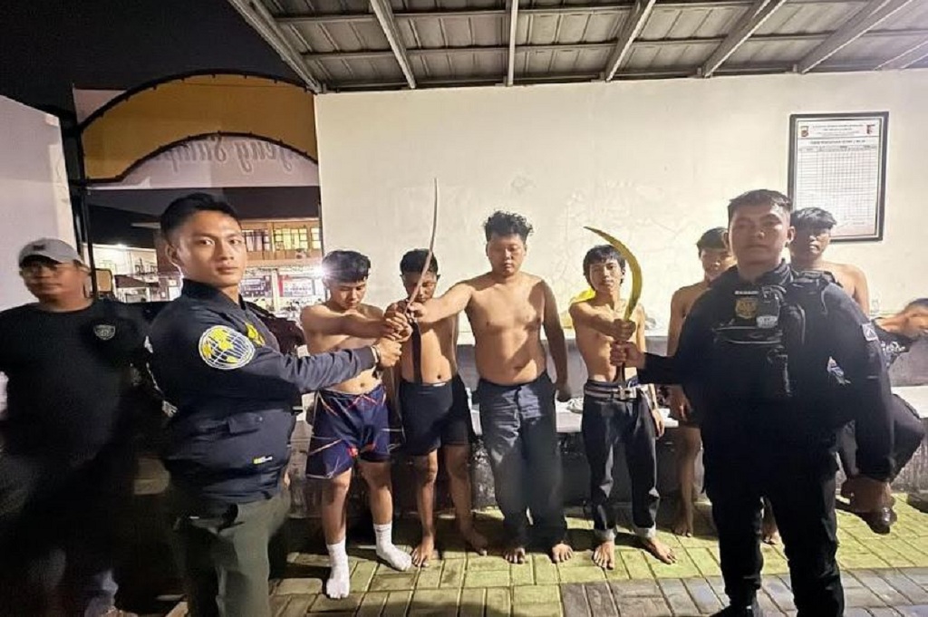 Tawuran Pecah di Cadas Pangeran Sumedang: 15 Pelajar Diamankan, 1 Orang Luka Bacok