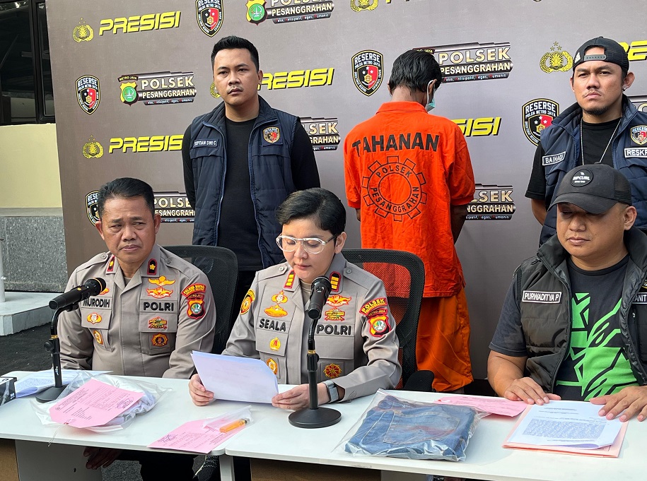 Pria Mabuk yang Bakar Rumah Istri di Pesanggrahan Ditetapkan Jadi Tersangka 