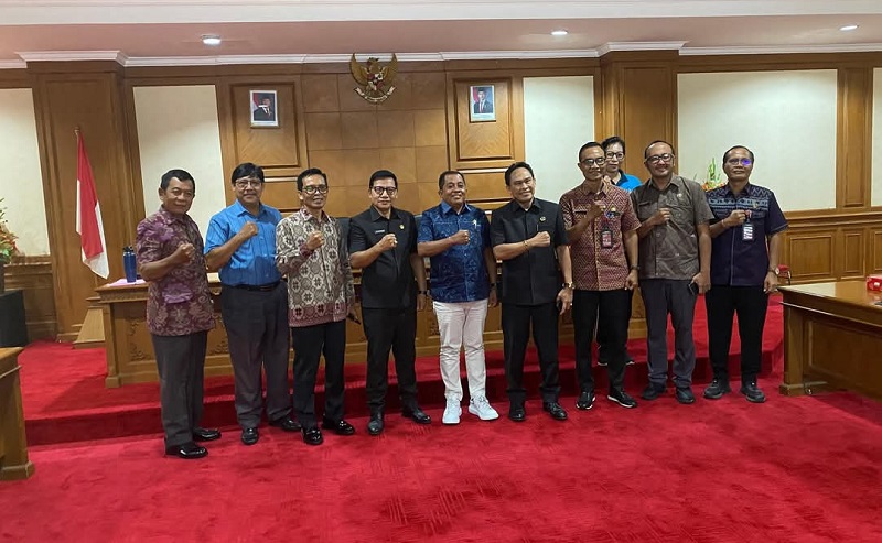 Komisi II DPRD Badung Raker dengan Dinas Pariwisata dan Distanpangan, Bahas RKPD 2025