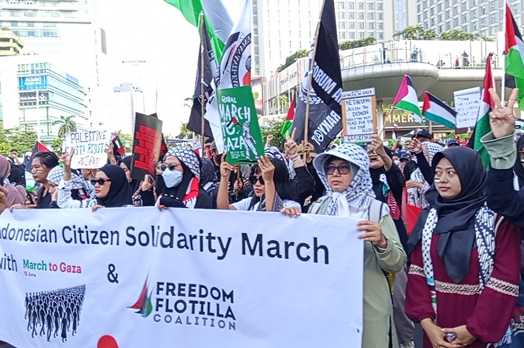 CFD Jakarta, Warga Ramai-ramai Tunjukkan Dukungan kepada Palestina