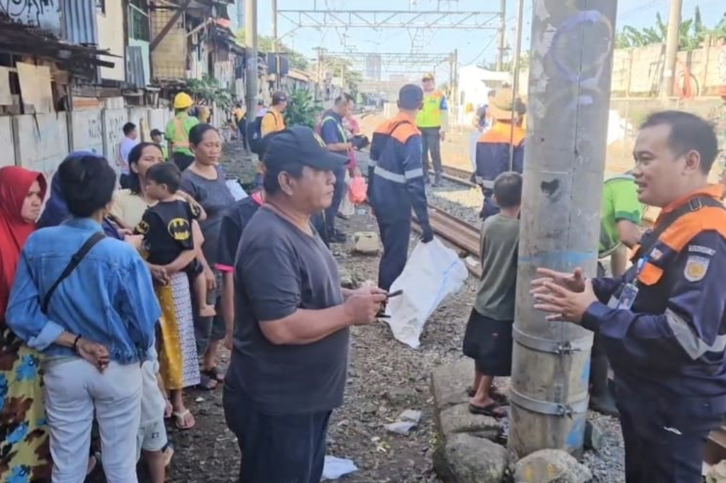115 Kasus Temperan Sepanjang 2025! Simak Pesan Tegas KAI Daop 1 Buat Warga yang Masih Bandel!