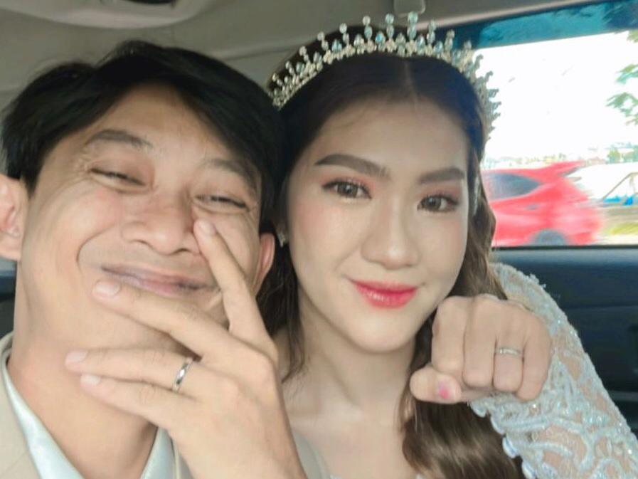 Yono Bakrie Resmi Menikahi Vini Caroline di KUA Sungai Kunjang