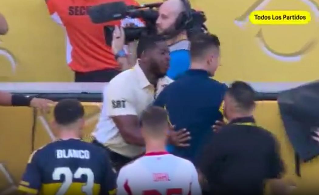 Mantan Bintang Manchester United Diusir usai Ngamuk ke Petugas Keamanan