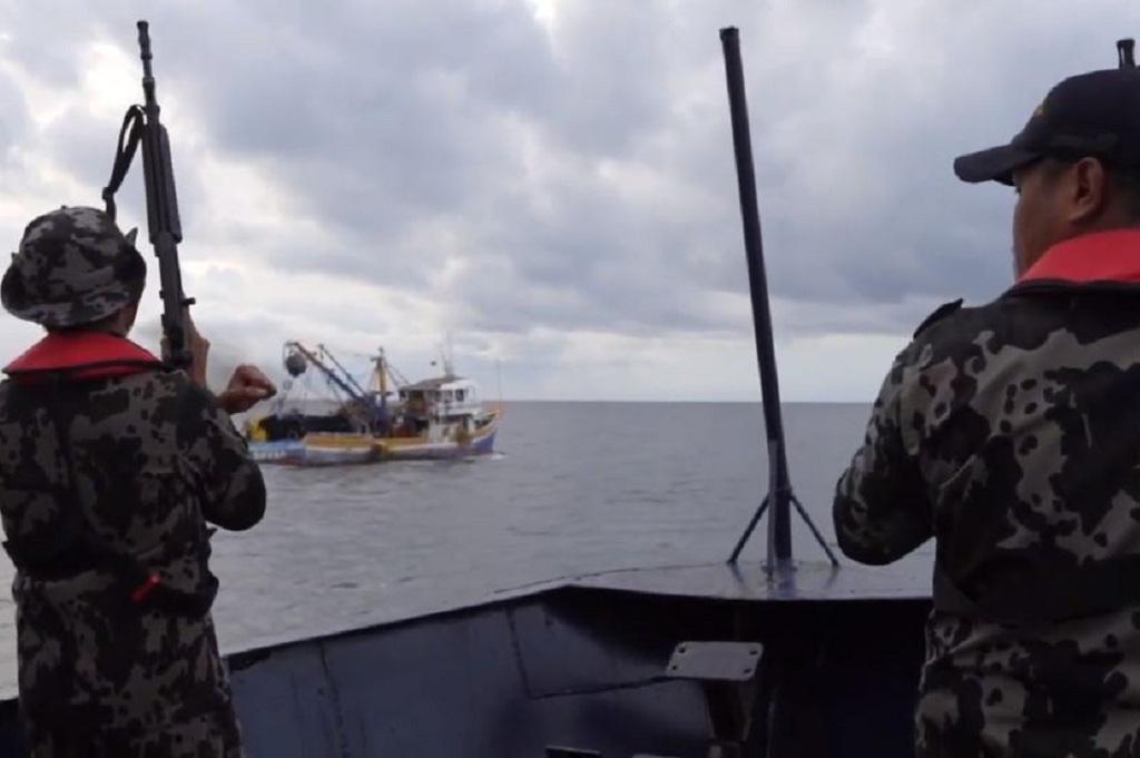 KKP Tangkap 2 Kapal Filipina di Laut Sulawesi Dugaan Illegal Fishing, 17 ABK Diamankan