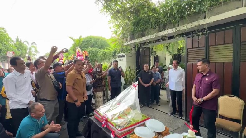Begini Kondisi Jokowi saat Rayakan Ultah ke-64, Warga Doakan Cepat Sembuh dan Panjang Umur