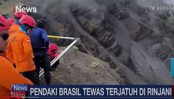 Detik-Detik Evakuasi Dramatis Pendaki Brasil Jatuh ke Jurang Gunung Rinjani