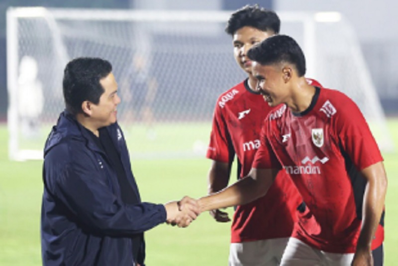 Erick Thohir Terkejut saat Pantau Latihan Timnas Indonesia U-23, Kenapa?