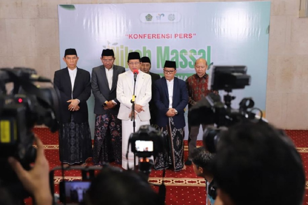 Pesan Menyentuh Menag untuk 100 Pasangan Nikah Massal di Istiqlal