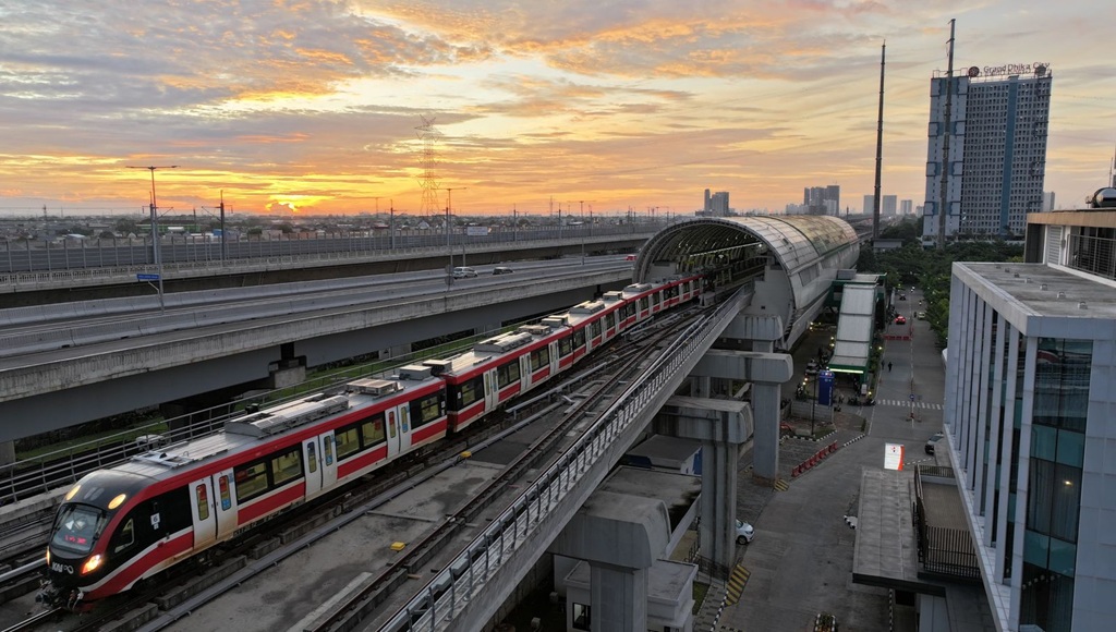 LRT Jabodebek Siapkan 270 Perjalanan saat Libur Maulid, Penumpang Boleh Bawa Sepeda Nonlipat