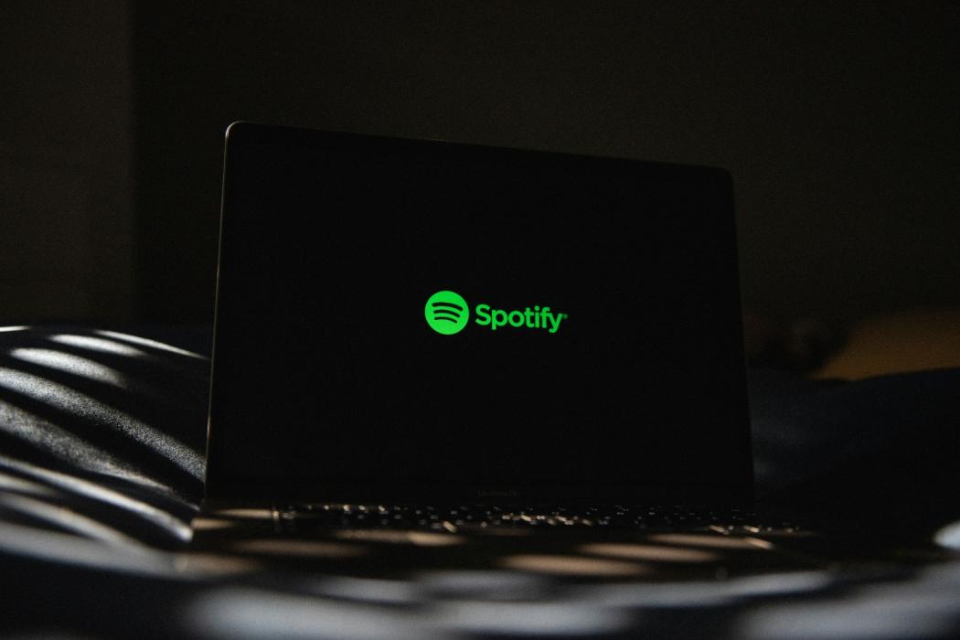 Cara Menampilkan Lirik di Spotify, Mendengarkan Lagu Makin Seru!