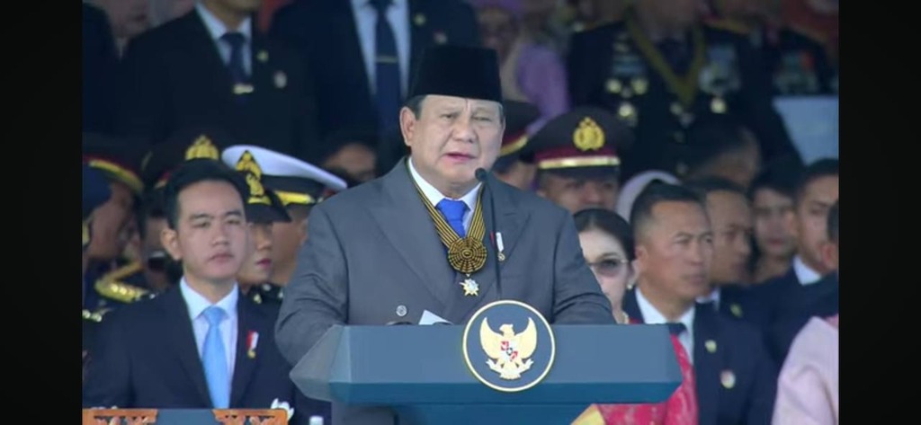 Prabowo: Polisi RI Tak Boleh seperti di Negara Maju, Harus Rasakan Penderitaan Rakyat
