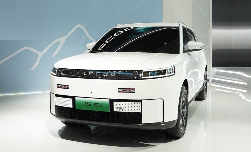 Sempat Mejeng di IIMS, Mobil Listrik Jaecoo J5 Bakal Meluncur di GIIAS 2025