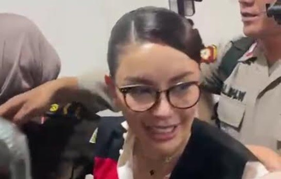 Nikita Mirzani Tak Akan Maafkan Vadel Badjideh Atas Perbuatan terhadap Putrinya