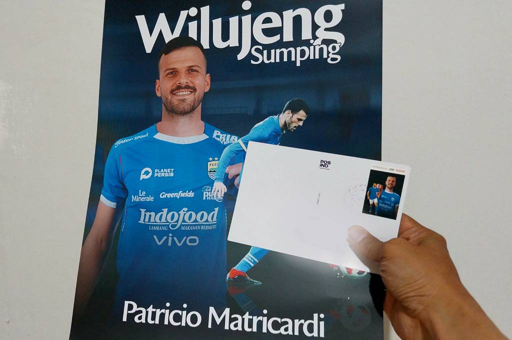 Bukan Gimmick! Ini Alasan Persib Umumkan Patricio Matricardi Lewat Kartu Pos